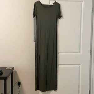 Three Dots long dress short sleeve with slit